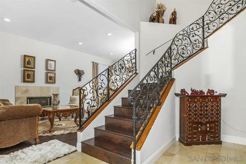 2080 Dancer Ct, Escondido, CA 92026 photo 2