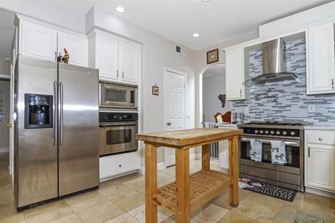 2080 Dancer Ct, Escondido, CA 92026 photo 9