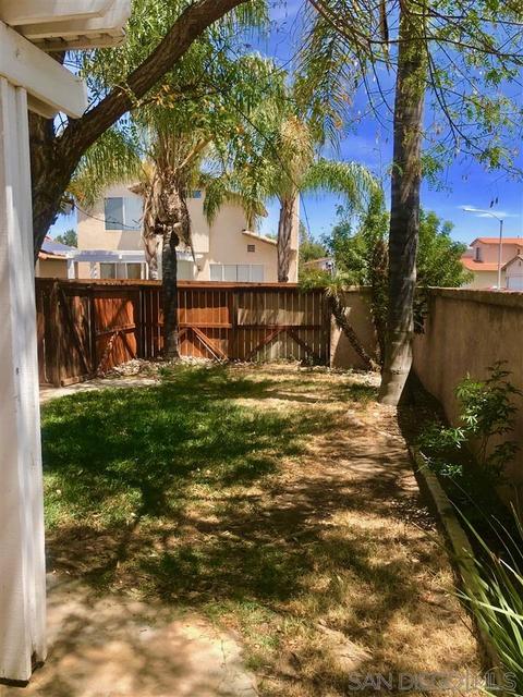 39578 Sarah Dr, Temecula, CA 92591 photo 2