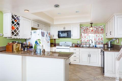 2229 Ivy Way, Spring Valley, CA 91977 photo 12
