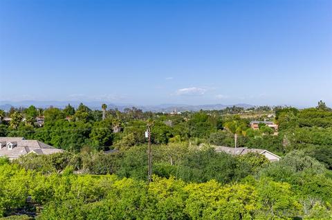 1011 Oak Ln, Escondido, CA 92029 photo 1