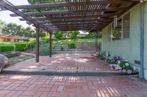 1011 Oak Ln, Escondido, CA 92029 photo 24