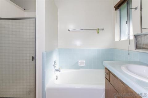1011 Oak Ln, Escondido, CA 92029 photo 16