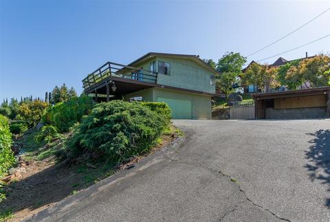 1011 Oak Ln, Escondido, CA 92029 photo 2