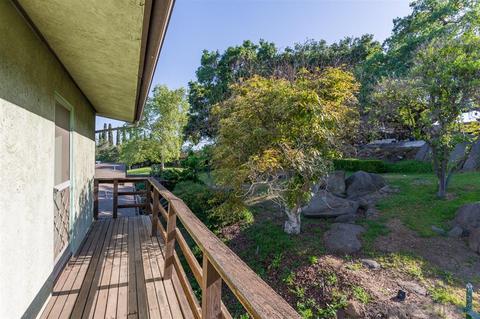 1011 Oak Ln, Escondido, CA 92029 photo 20