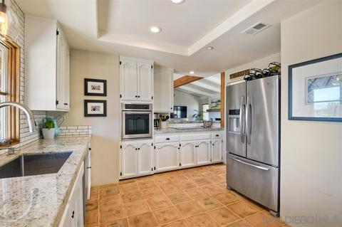 4755 San Jacinto Ter, Fallbrook, CA 92028 photo 9