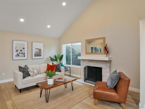 1445 Elva Ct, Encinitas, CA 92024 photo 2
