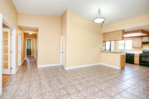693 Shadow Tree Dr, Oceanside, CA 92058 photo 13