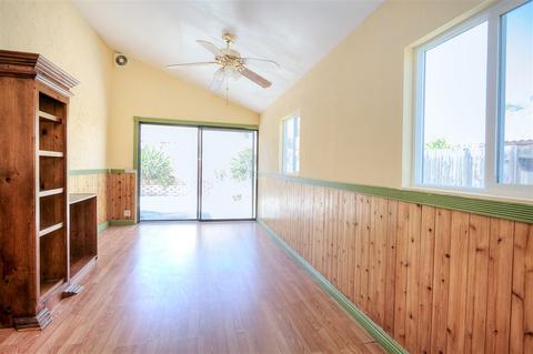 693 Shadow Tree Dr, Oceanside, CA 92058 photo 9
