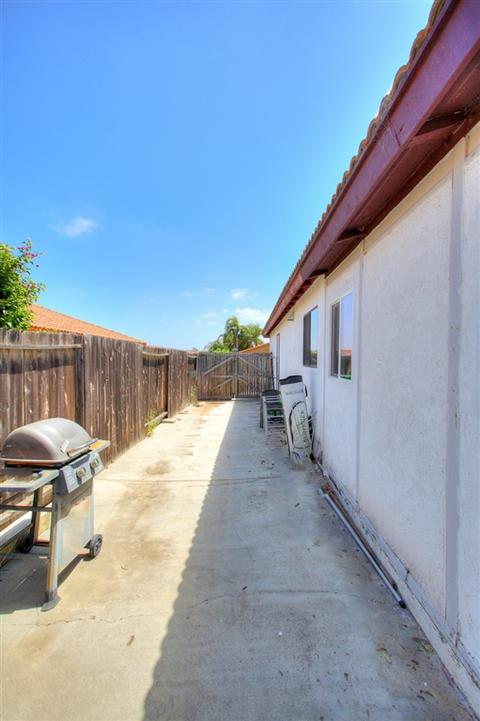 693 Shadow Tree Dr, Oceanside, CA 92058 photo 19