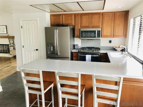 15717 Riverbend Ct, Poway, CA 92064 photo 3