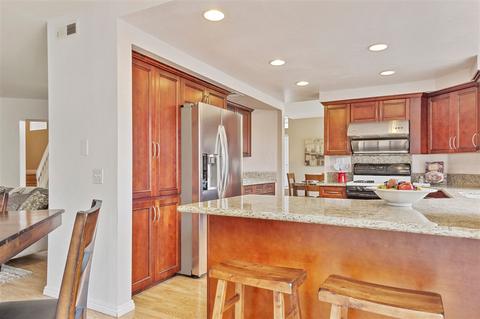 1892 Timber Trl, Vista, CA 92081 photo 5