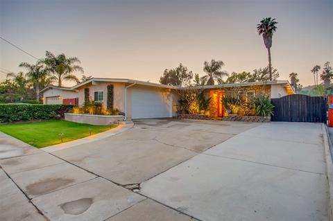 1894 Iris Way, Escondido, CA 92027 photo 20