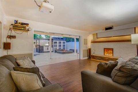 1894 Iris Way, Escondido, CA 92027 photo 6