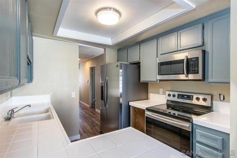 1524 Apache Dr UNIT a, Chula Vista, CA 91910 photo 3