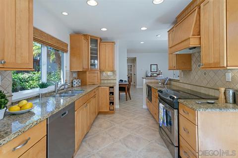2218 Summerhill Dr, Encinitas, CA 92024 photo 9