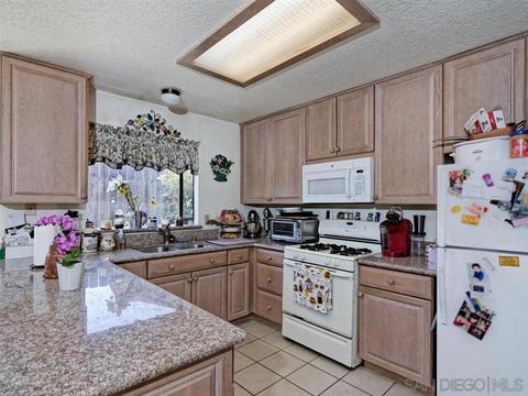 5605 Old Ranch Rd, Oceanside, CA 92057 photo 10