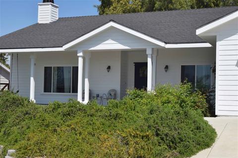 522 Porter St, Fallbrook, CA 92028 photo 3