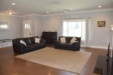 522 Porter St, Fallbrook, CA 92028 photo 8