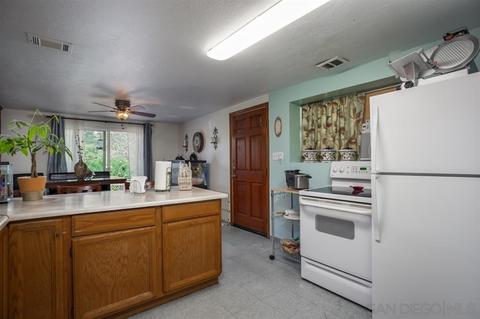 1129 Peutz Valley Rd, Alpine, CA 91901 photo 11