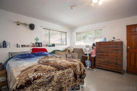 1129 Peutz Valley Rd, Alpine, CA 91901 photo 16