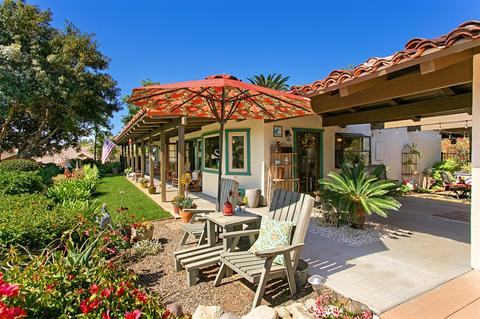 2025 Sunnycrest Ln, Fallbrook, CA 92028 photo 1