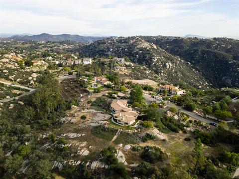 28621 Sandhurst, Escondido, CA 92026 photo 23