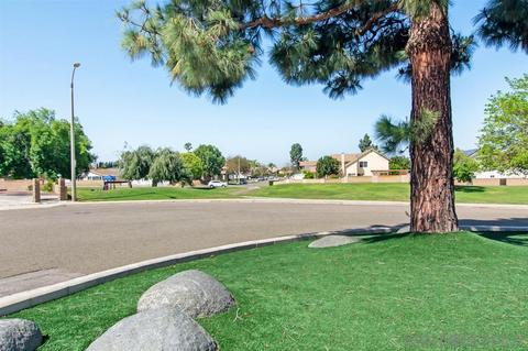 1377 Caliente Loop, Chula Vista, CA 91910 photo 17