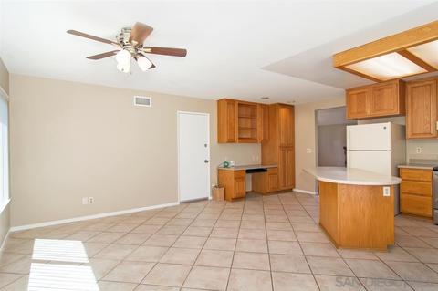1377 Caliente Loop, Chula Vista, CA 91910 photo 6