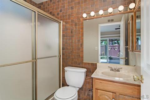 1377 Caliente Loop, Chula Vista, CA 91910 photo 12