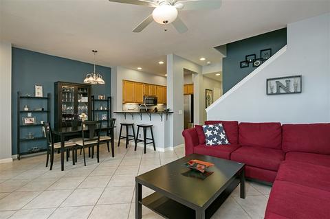 1310 Statice Ct, Carlsbad, CA 92011 photo 4