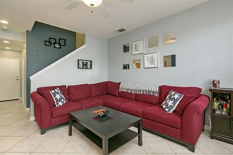 1310 Statice Ct, Carlsbad, CA 92011 photo 3