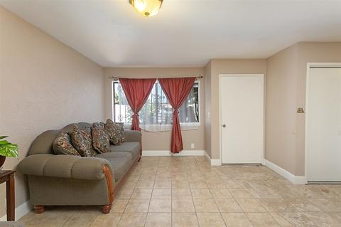 4796 Calle Solimar, Oceanside, CA 92057 photo 4