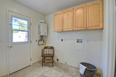 1381 Evergreen Dr, Cardiff, CA 92007 photo 8