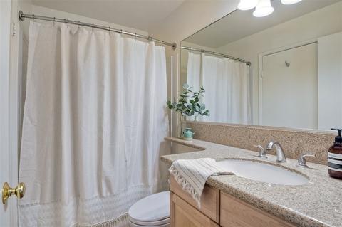 1381 Evergreen Dr, Cardiff, CA 92007 photo 12