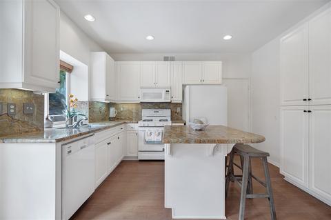 241 Amatista Way, Oceanside, CA 92056 photo 9