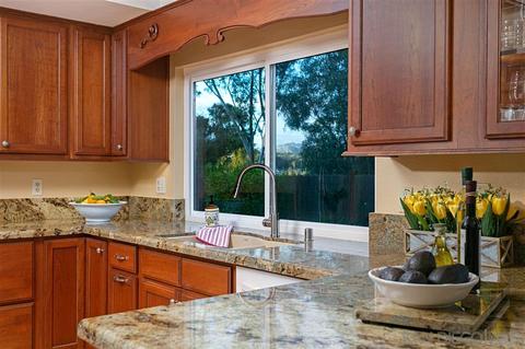 14117 Hermosillo Way, Poway, CA 92064 photo 4