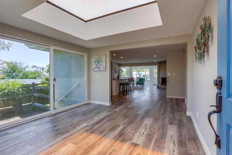 710 W Fig St, Fallbrook, CA 92028 photo 2