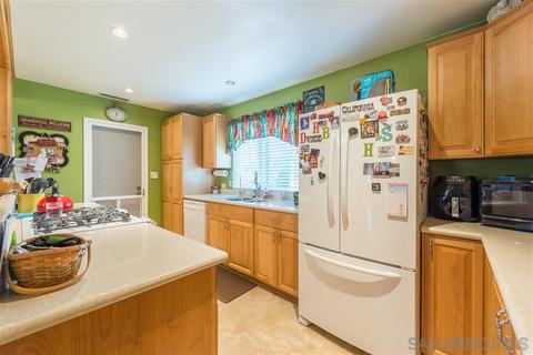 13114 Standish, Poway, CA 92064 photo 2