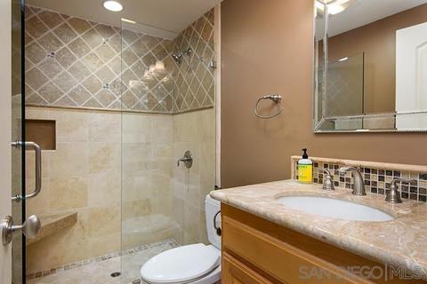 201 Bonair St #E, La Jolla, CA 92037 photo 15