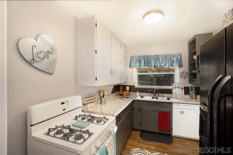 810 S Johnson Ave, El Cajon, CA 92020 photo 8