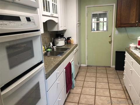 Undisclosed, Vista, CA 92083 photo 3