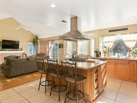 1758 Macero, Escondido, CA 92029 photo 10