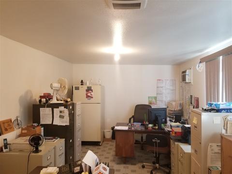 427 Womack, Fallbrook, CA 92028 photo 2