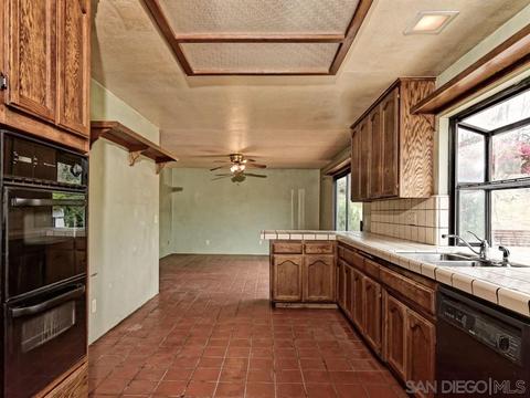 1365 Ryan Ridge Rd, El Cajon, CA 92021 photo 11