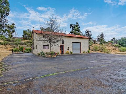 1365 Ryan Ridge Rd, El Cajon, CA 92021 photo 8