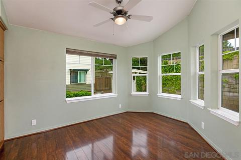 381 Brotherton Gln, Escondido, CA 92025 photo 5