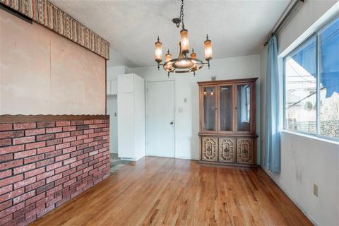 242 E J St, Chula Vista, CA 91910 photo 6