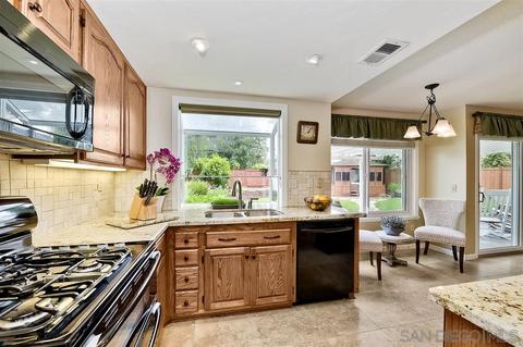 4633 Magens Bay, Oceanside, CA 92057 photo 5