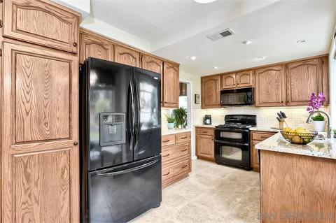 4633 Magens Bay, Oceanside, CA 92057 photo 6